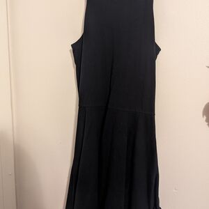 GAP Black Sleeveless Fit and Flare Dress